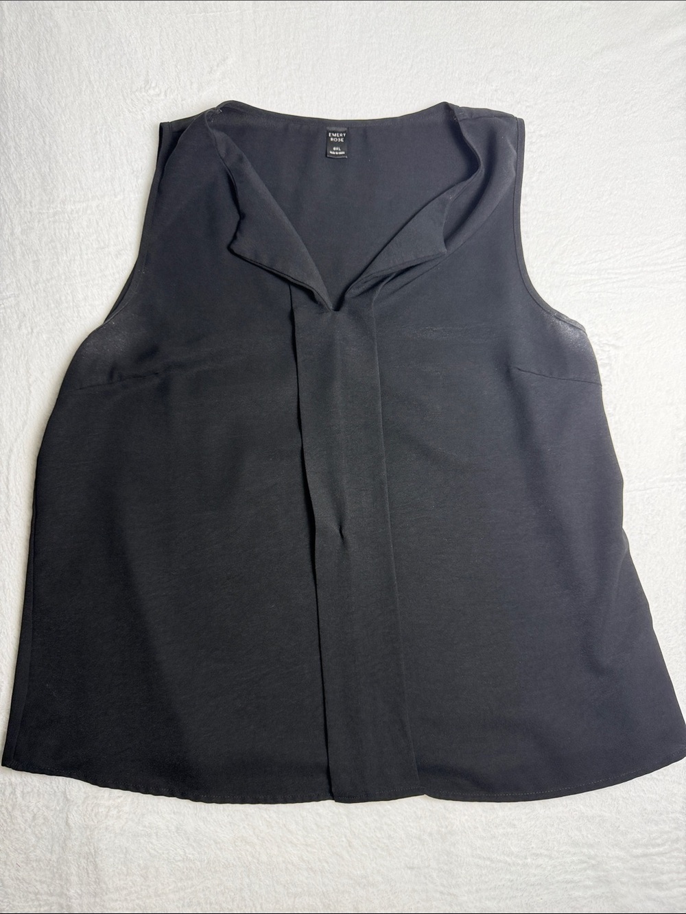 Black Sleeveless V-Neck Blouse Size 0XL